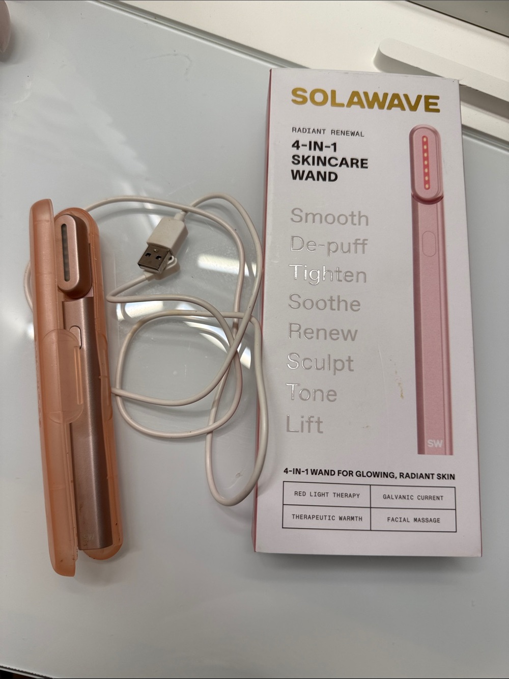 SOLAWAVE 4-in-1 Skincare Wand Charger - Pink